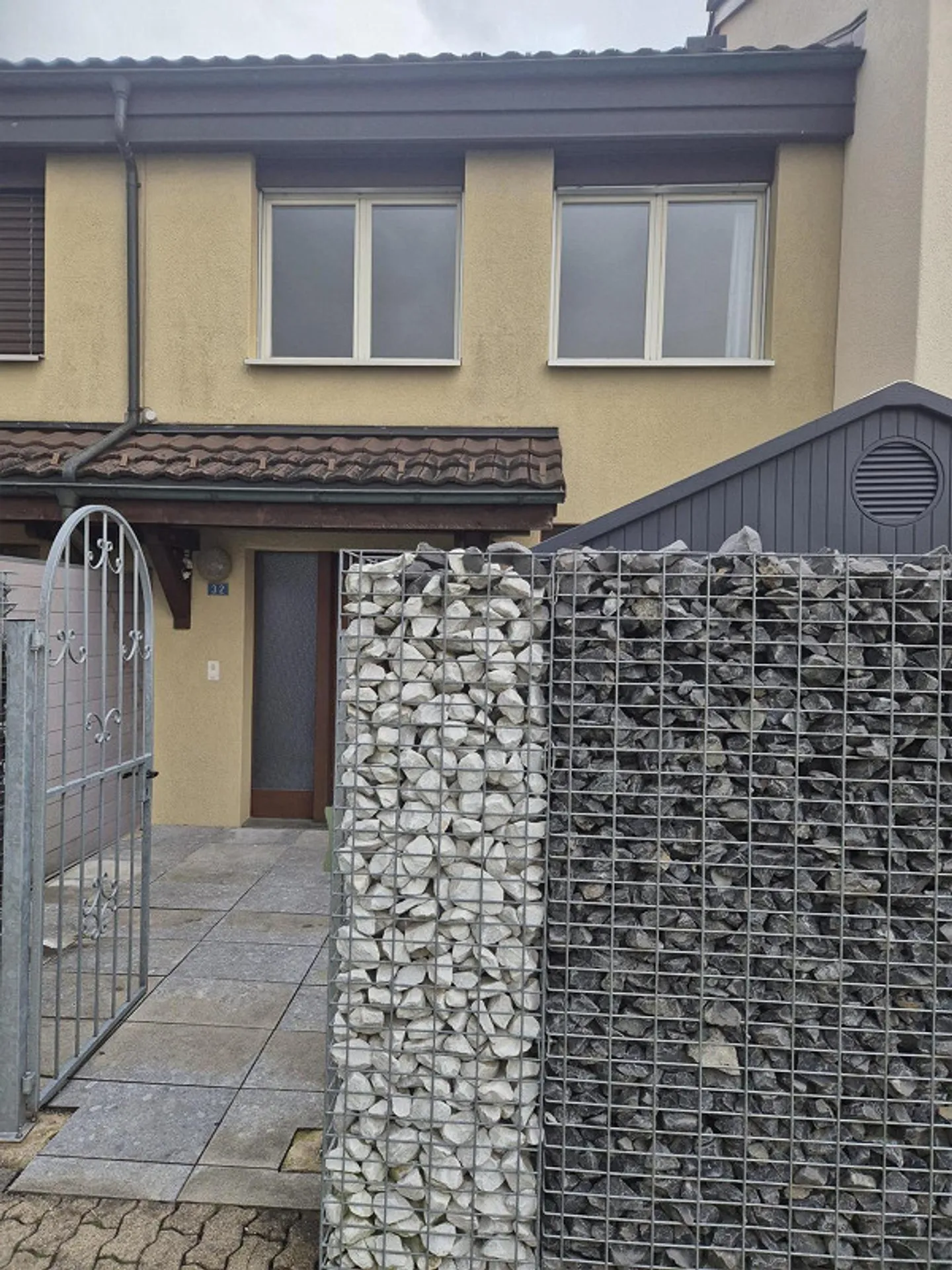 Casa a schiera di 5 camere - Foto 1 di 12
