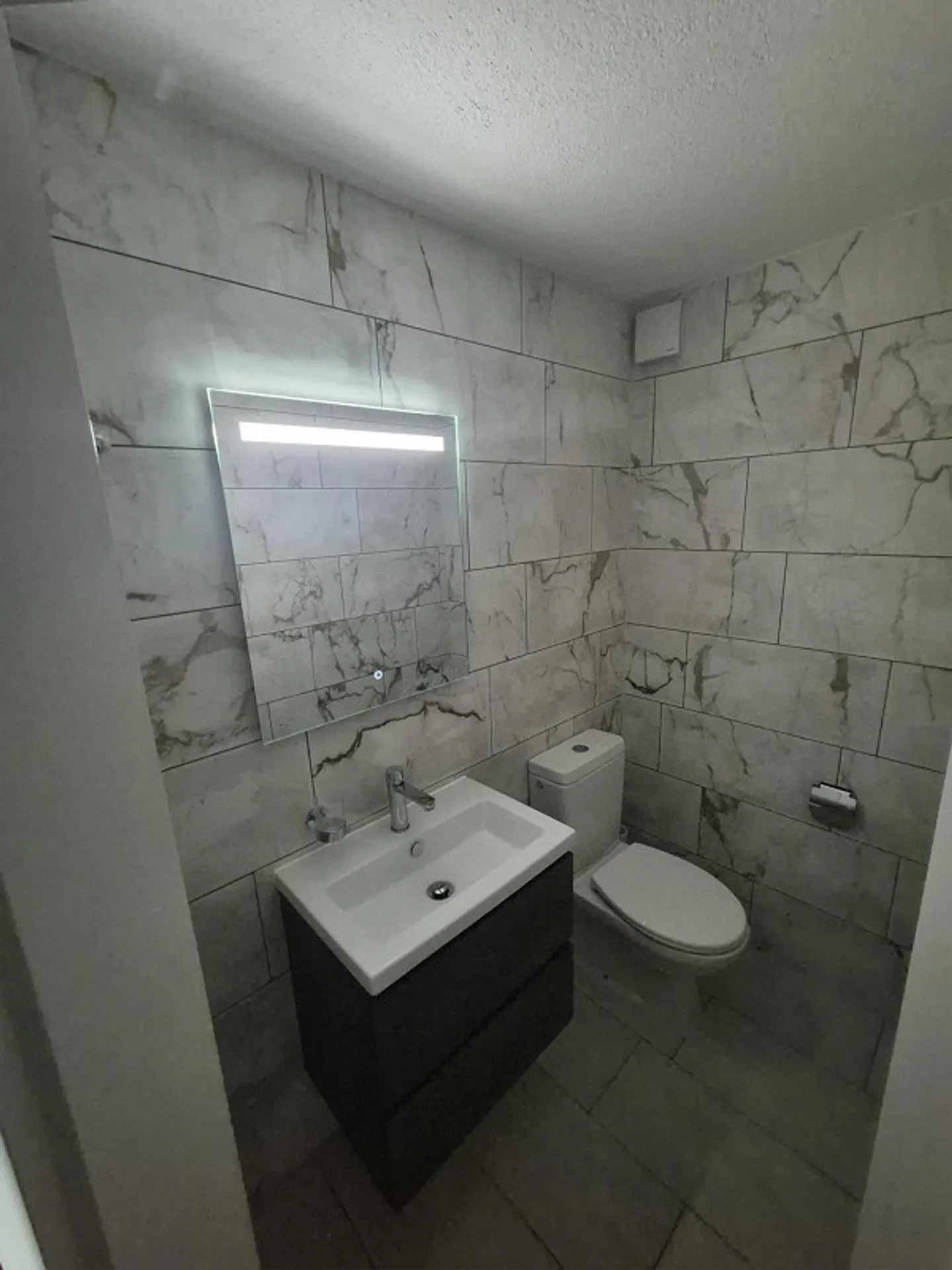 Casa a schiera di 5 camere - Foto 3 di 12