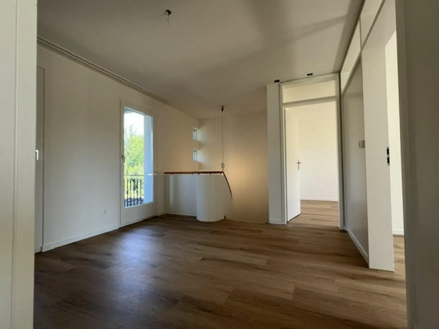 Appartamento duplex di 4 1/2 stanze appena ristrutturato - Foto 4 di 6
