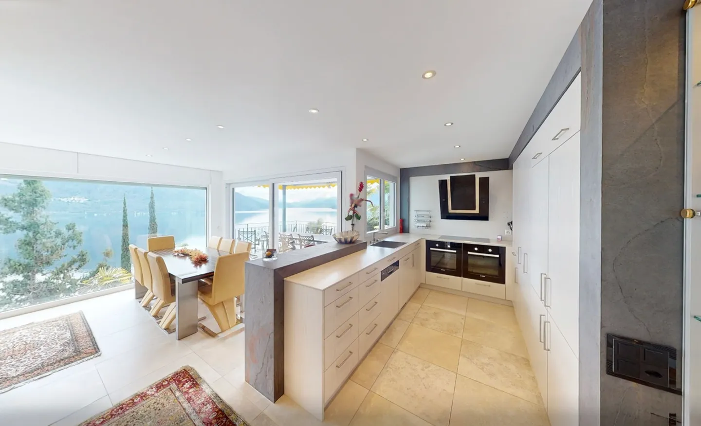 A Botanical Paradise with 180° Panoramic View - Photo 4 of 28