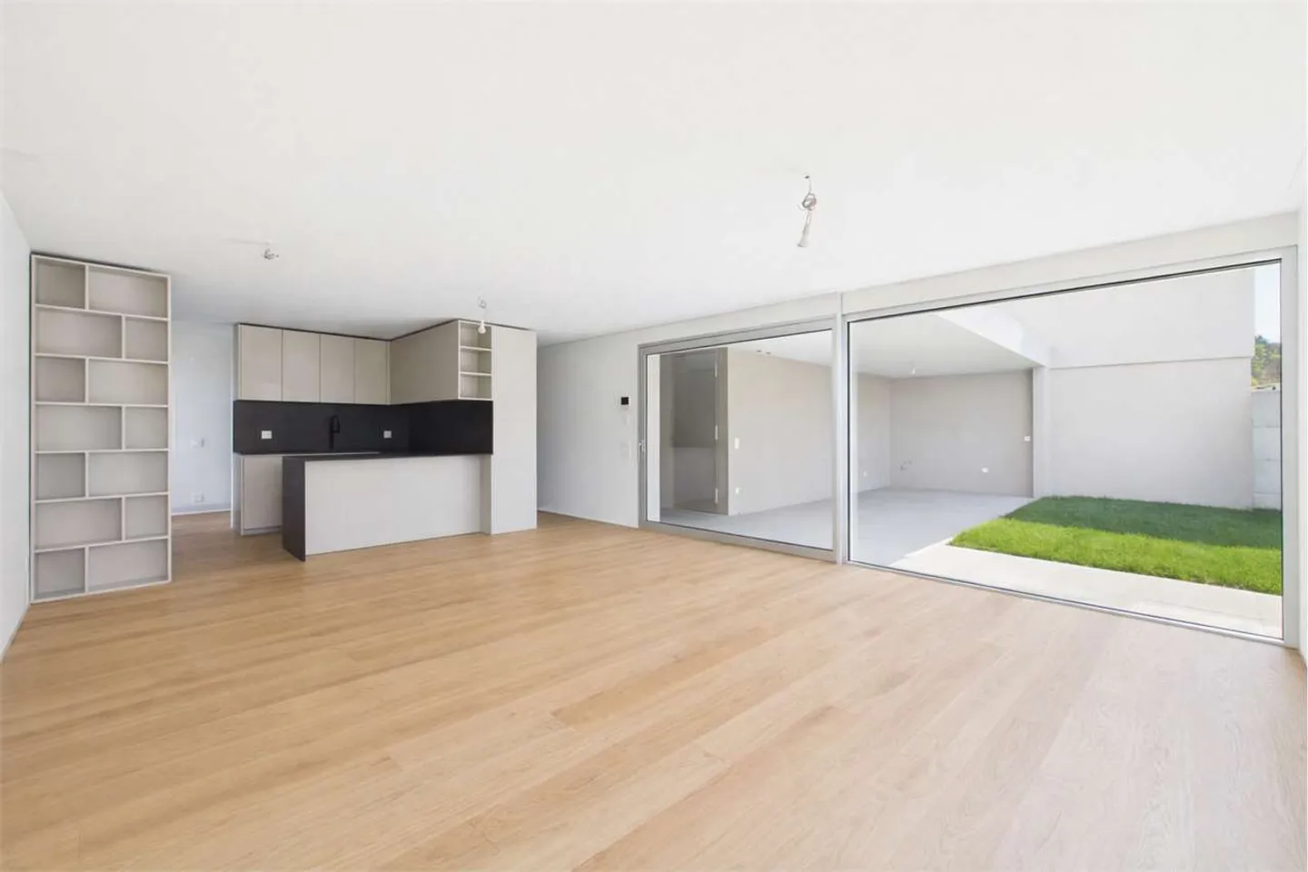 Modern city in new construction in Cadro - Photo 3 of 13