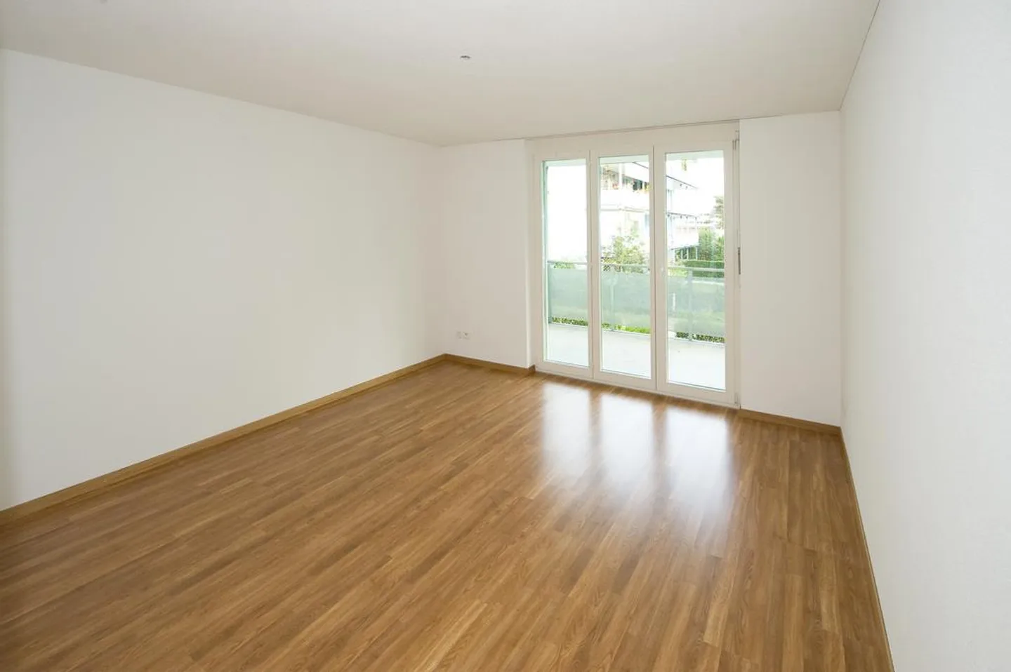 Family-friendly home in prime location - Photo 7 of 9