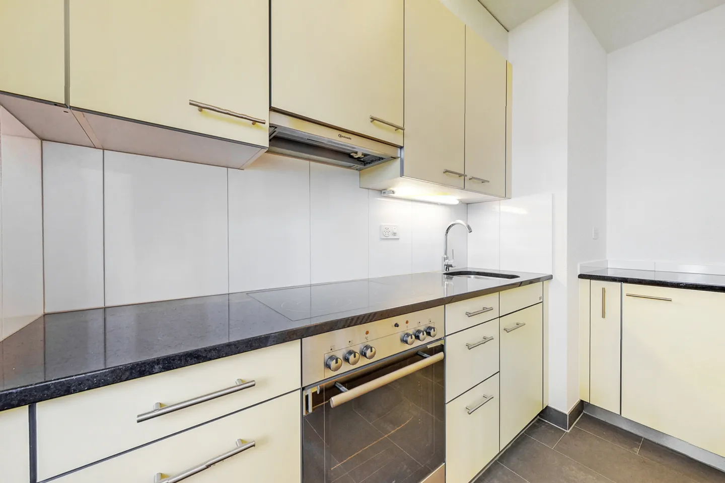 Your new home in the popular Länggass district! - Photo 5 of 8