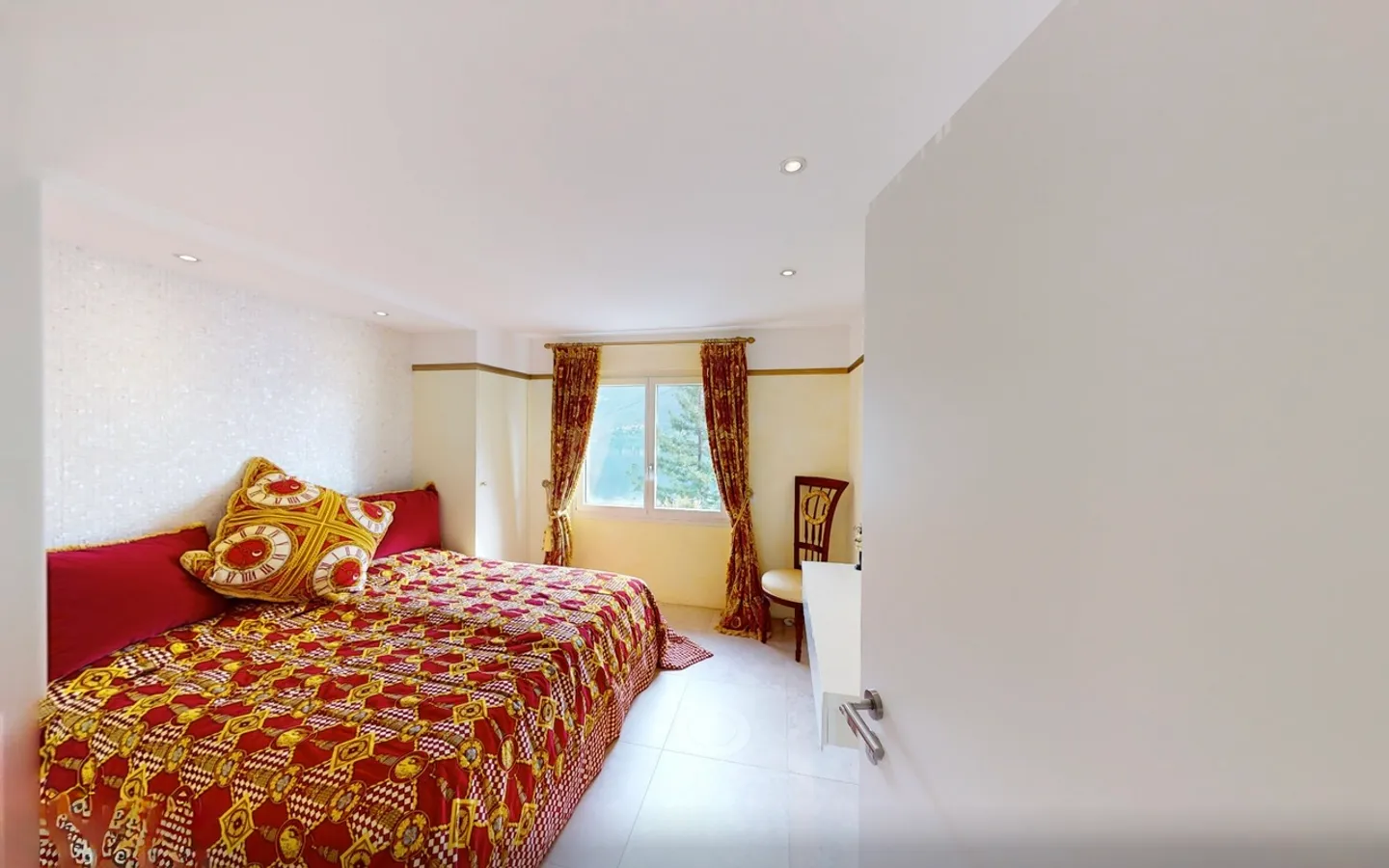 A Botanical Paradise with 180° Panoramic View - Photo 22 of 28