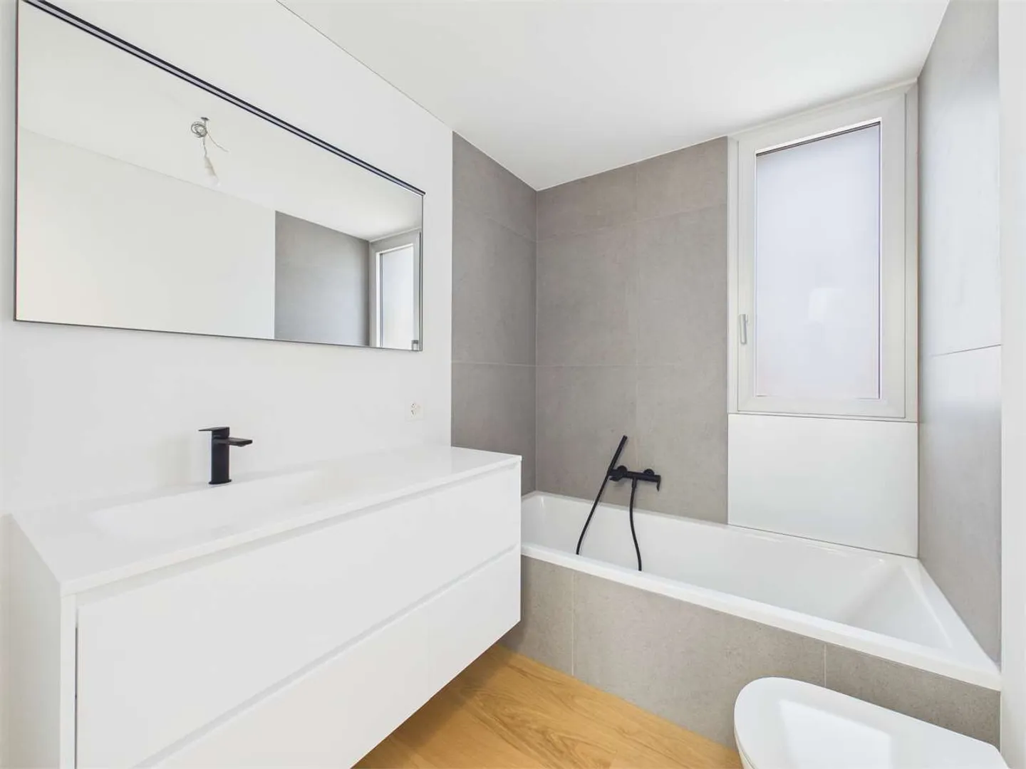 Modern city in new construction in Cadro - Photo 11 of 13