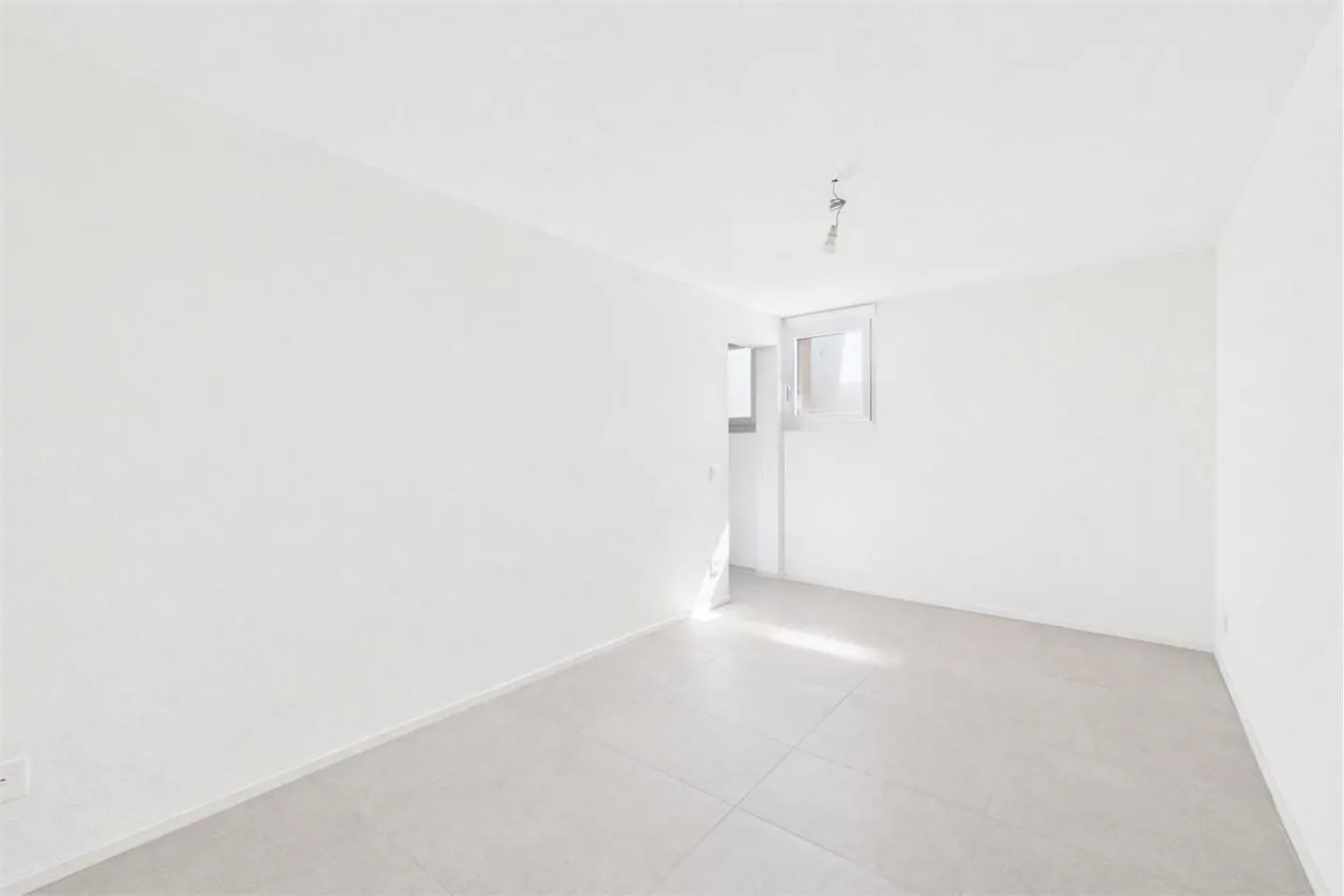 Modern city in new construction in Cadro - Photo 13 of 13