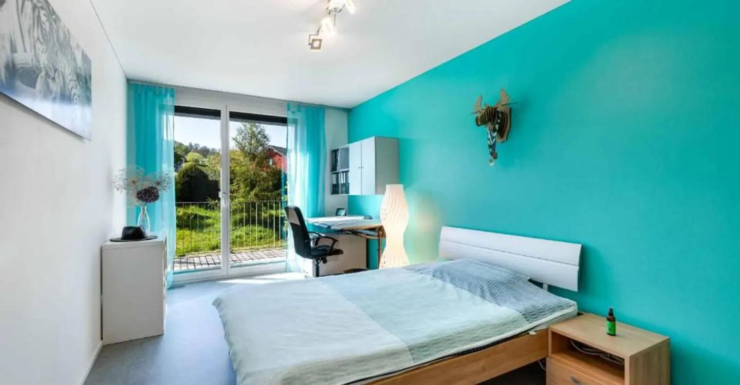 KONTEMPORÄRE MINERGIE-VILLA IN EINER BEVORZUGTEN UMGEBUNG - Foto 7 von 12