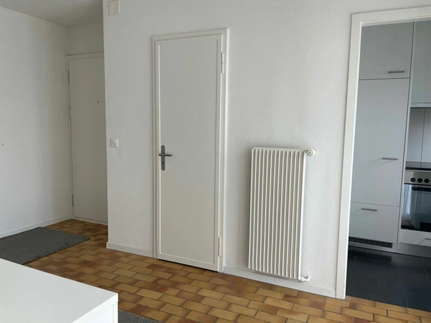 Votre nouveau chez-vous : appartement de 3,5 pièces avec balcon et design frais - Photo 3 sur 5