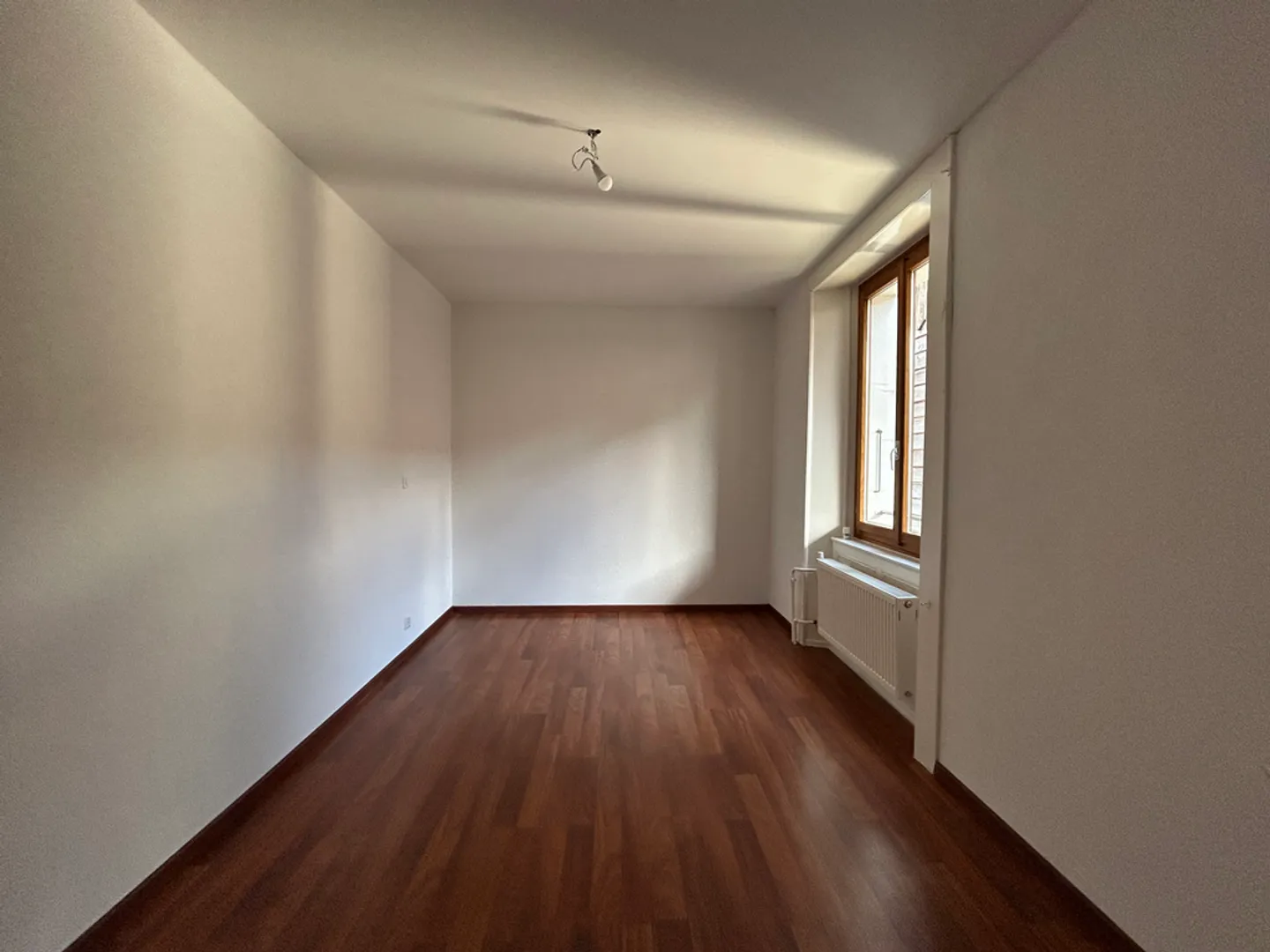 3.5 Room Apartment - Photo 4 of 6