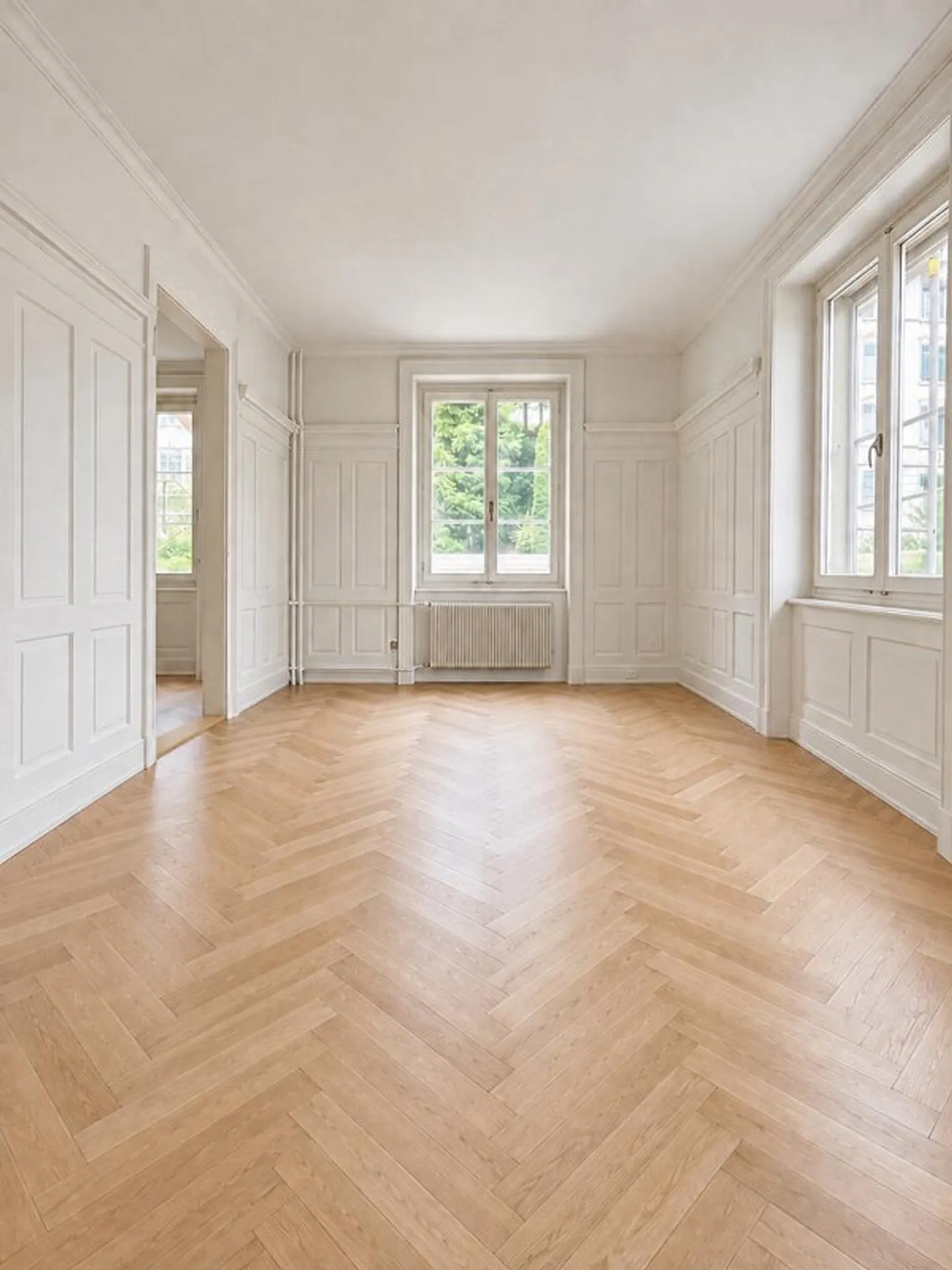 Stylishly renovated 3.5-room attic apartment near the city - Photo 7 of 7