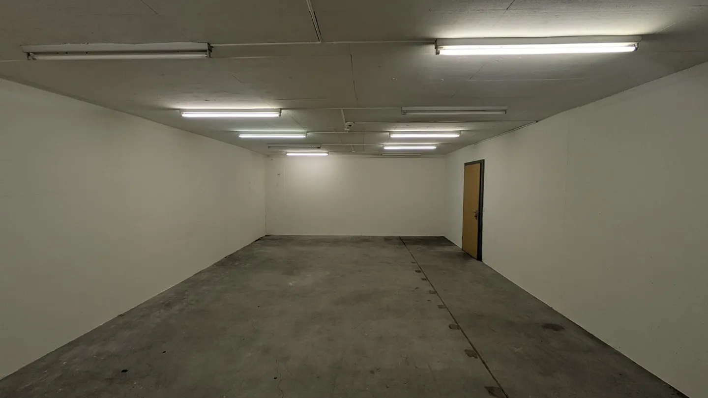 53.0m2 Storage Room Basel - Vogesenstrasse 136 - Photo 1 of 11