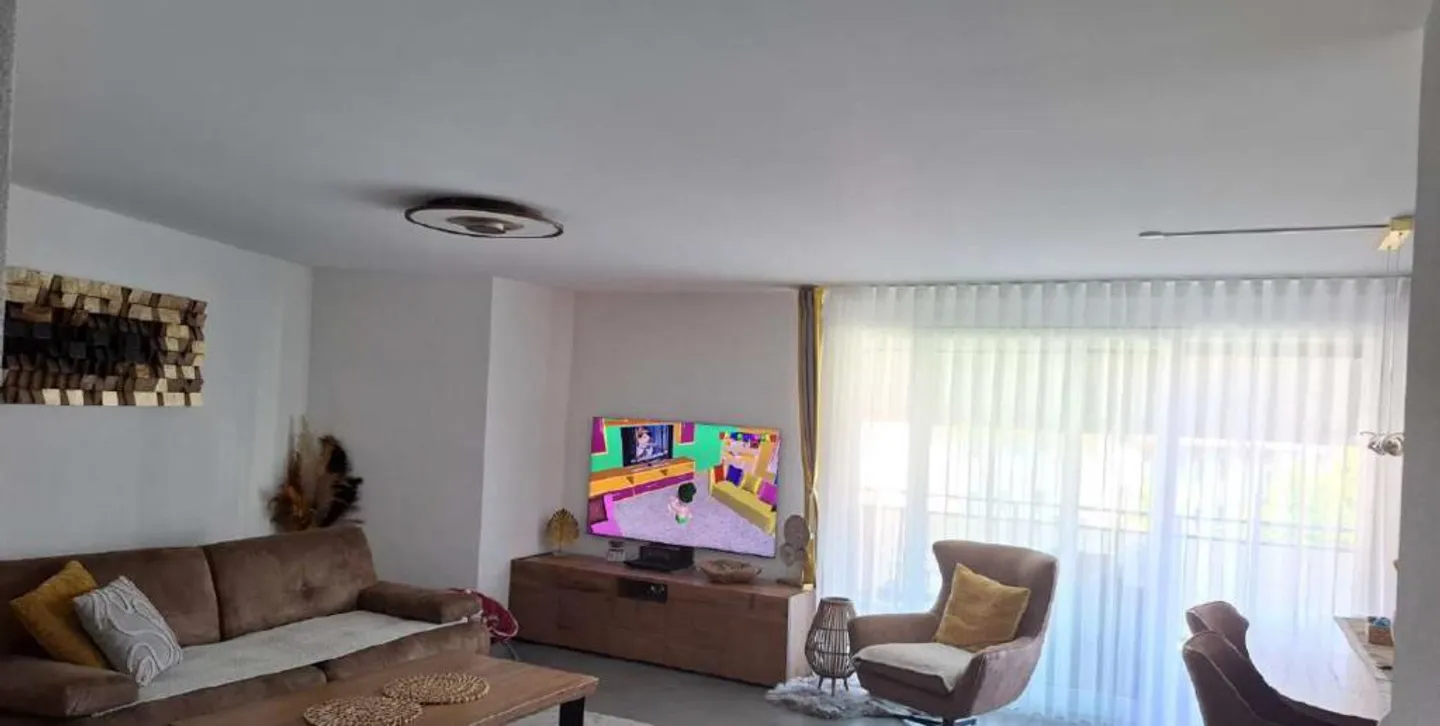 Moderne Wohnung mit Balkon - Foto 3 von 8