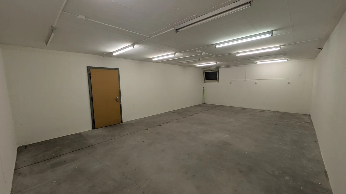 53.0m2 Storage Room Basel - Vogesenstrasse 136 - Photo 8 of 11