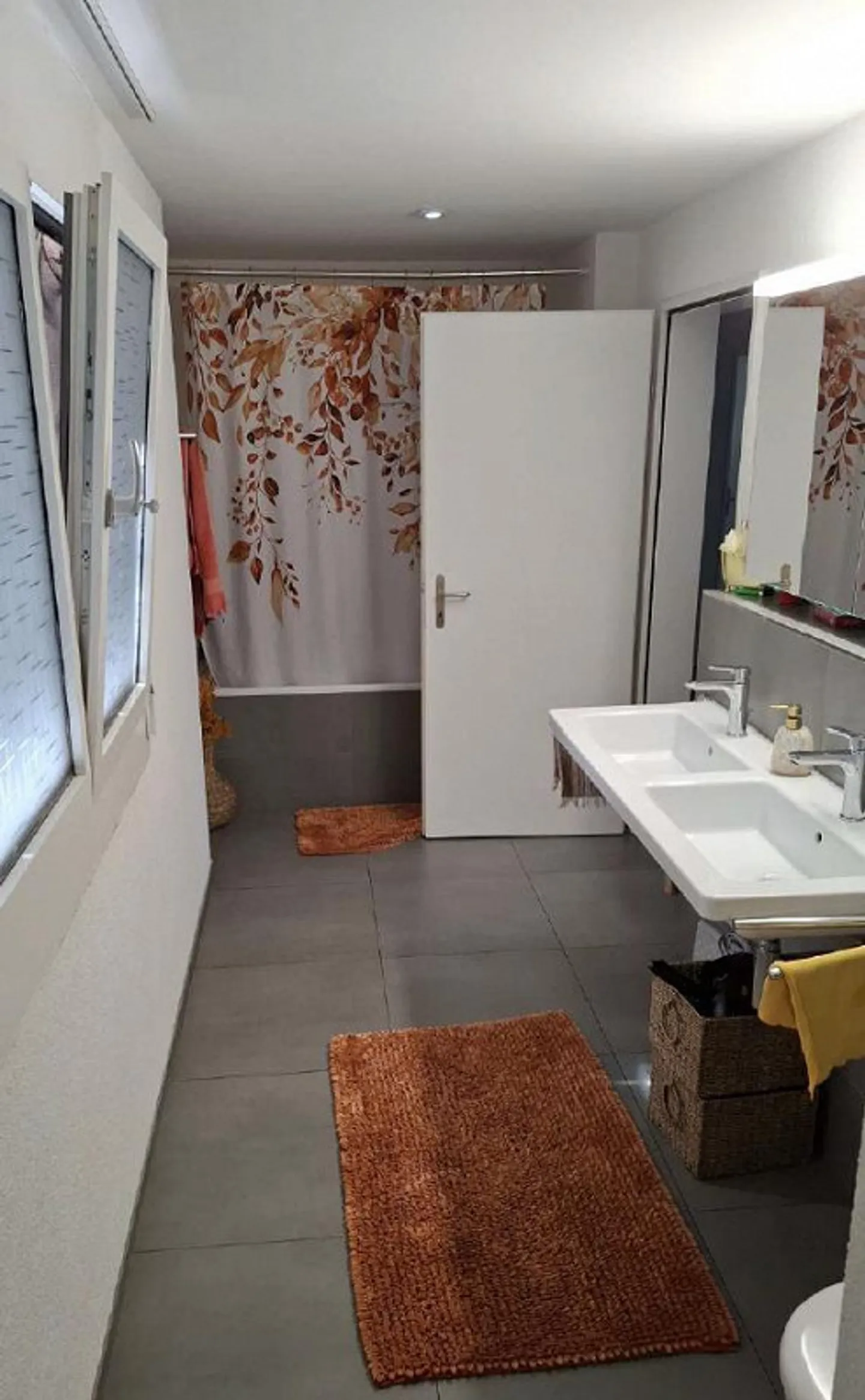 Moderne Wohnung mit Balkon - Foto 5 von 8
