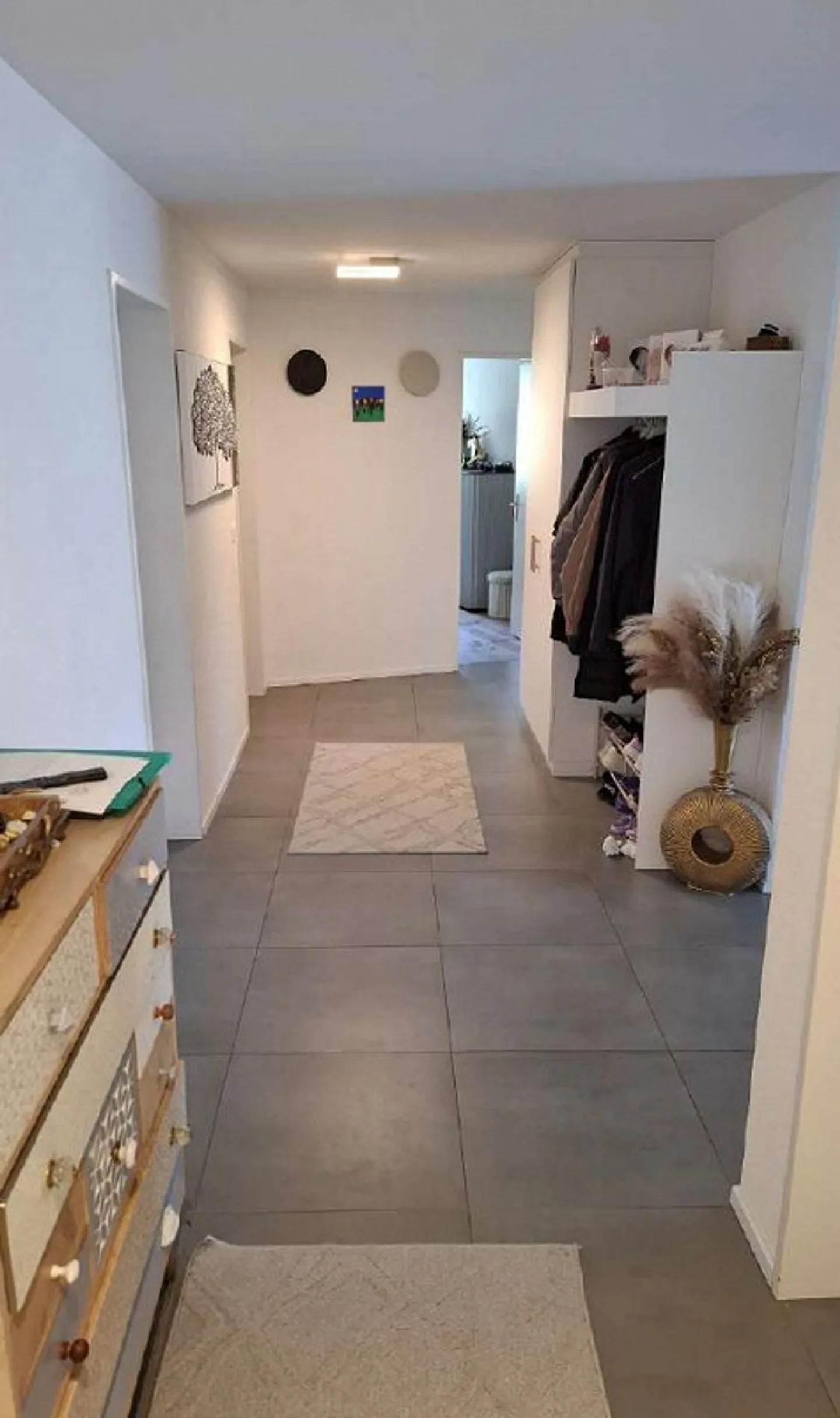 Moderne Wohnung mit Balkon - Foto 6 von 8