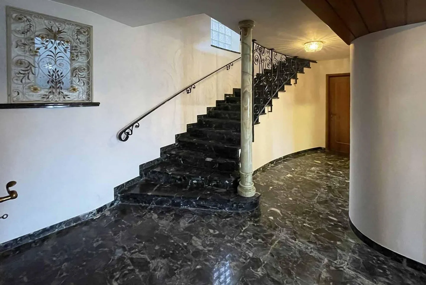 Villa di Lusso con Vista Lago - Foto 6 di 10