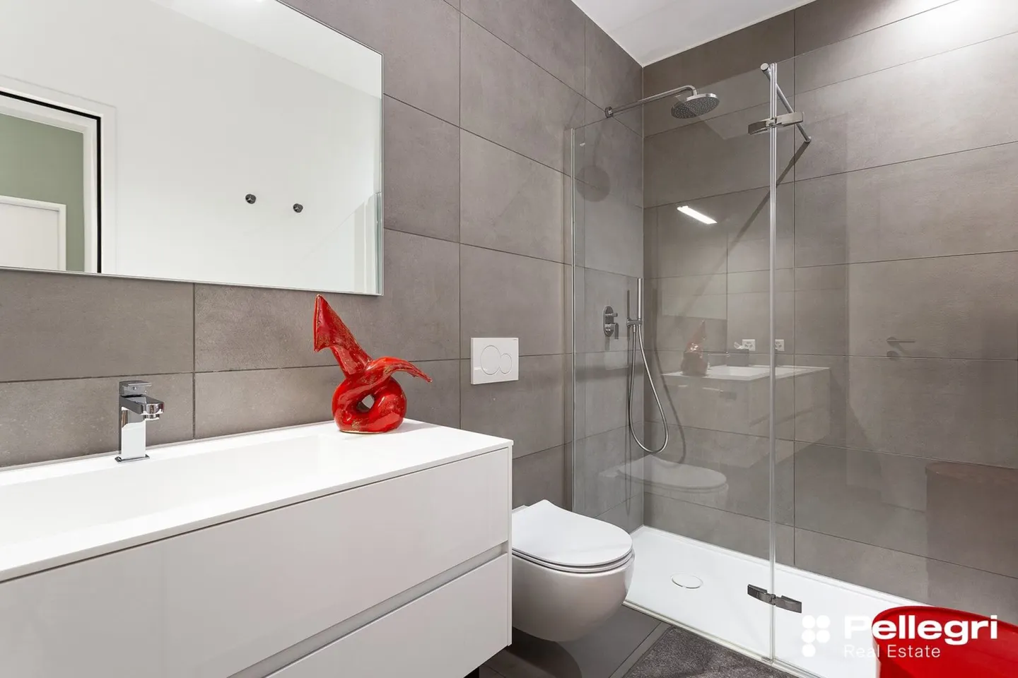 Elegant 4.5-room apartment in a central location with spacious terrace - Photo 6 of 7