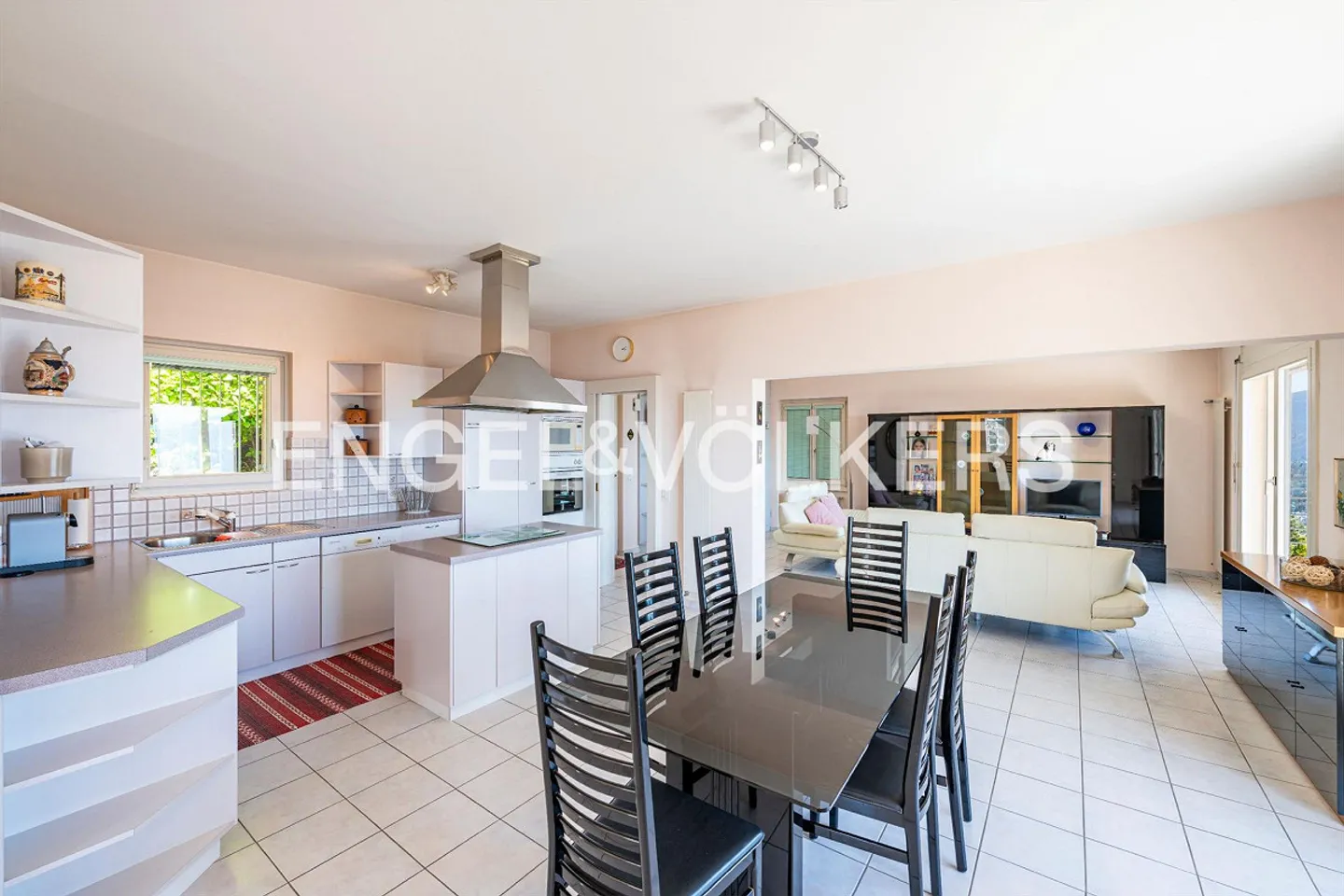 Einfamilienhaus mit atemberaubendem Seeblick - Foto 6 von 13