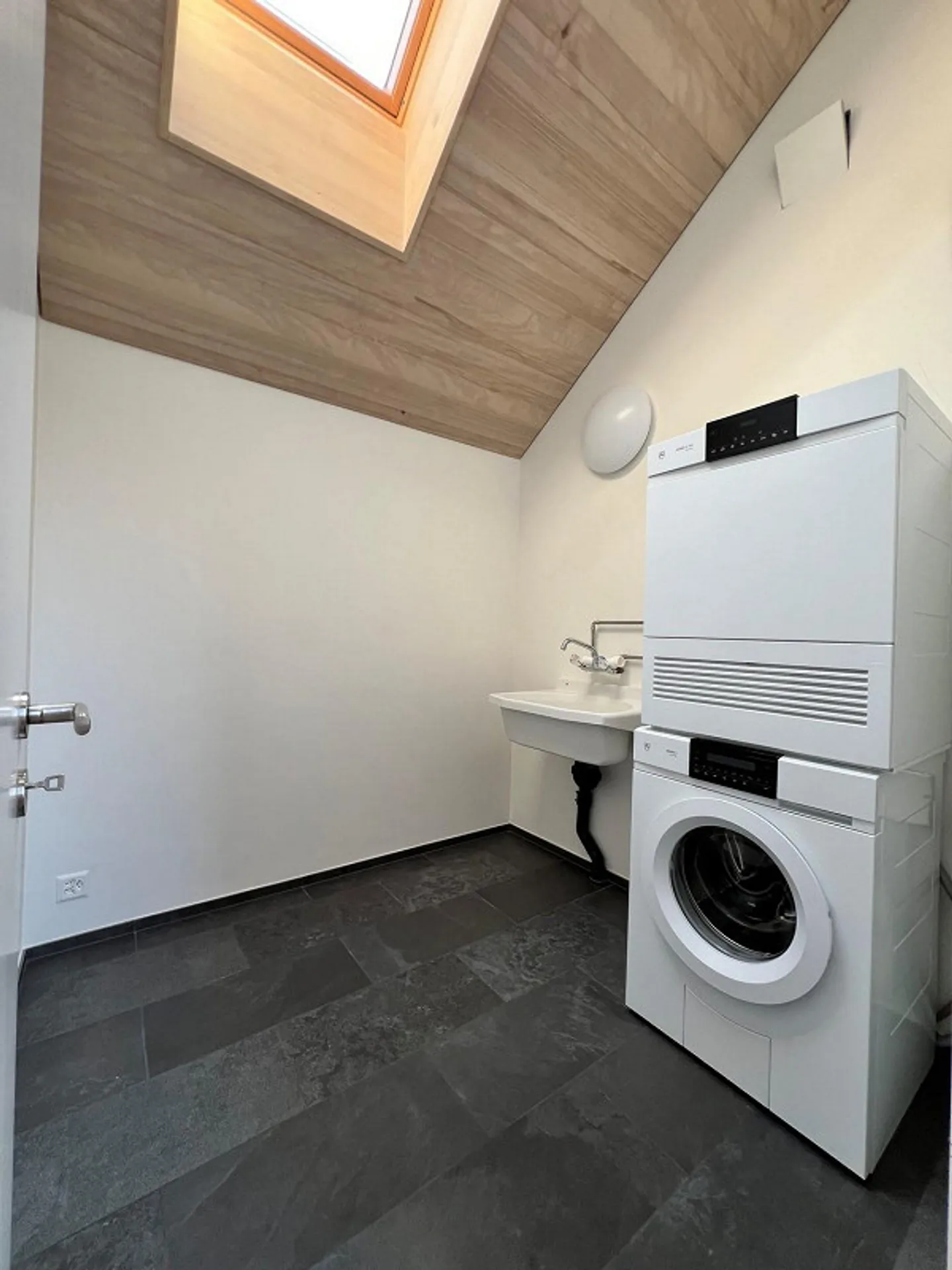 Charmante Wohnung in Zollikerberg - Foto 4 von 5