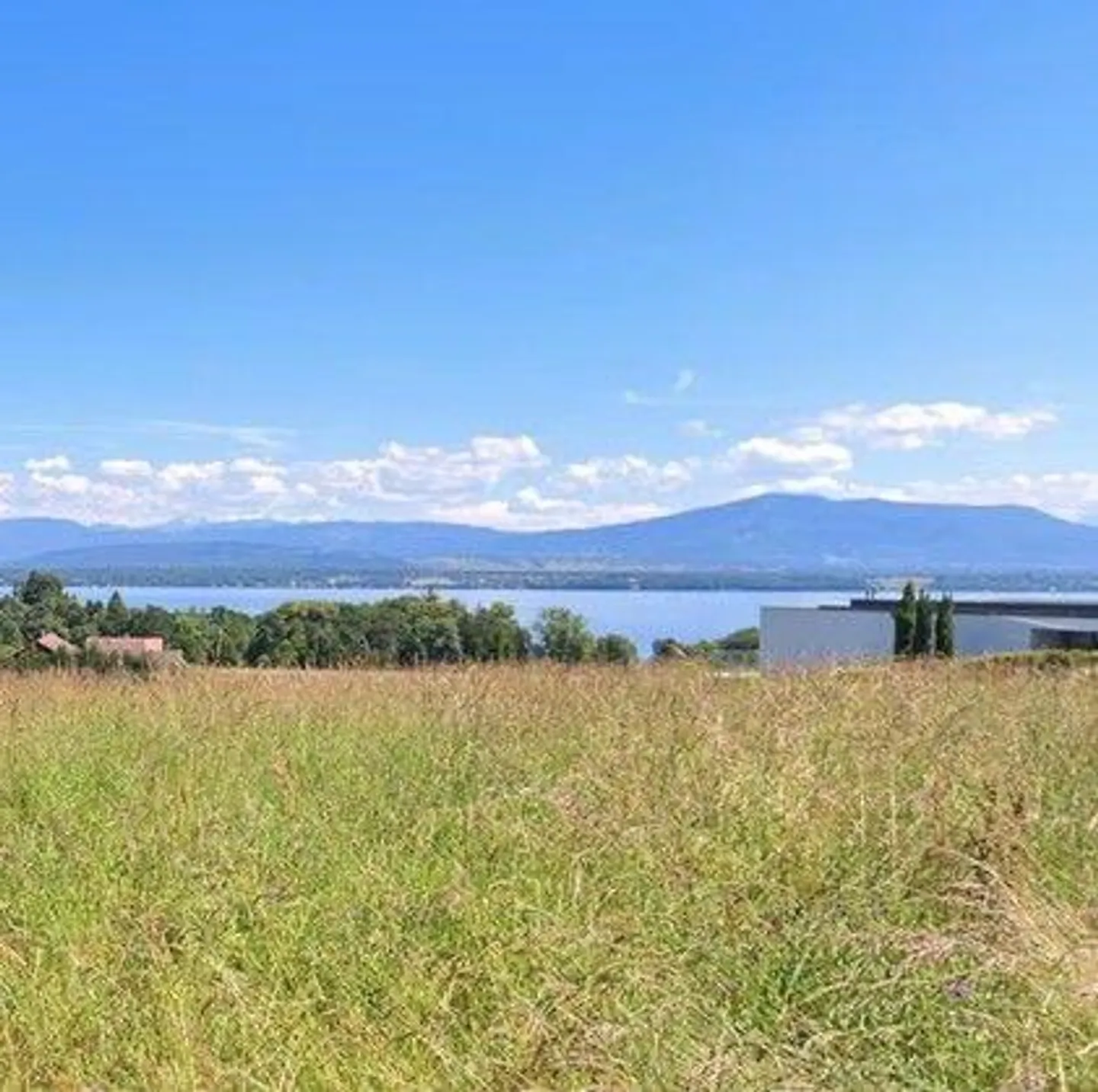 Villa with a view of the lake - Photo 5 of 13
