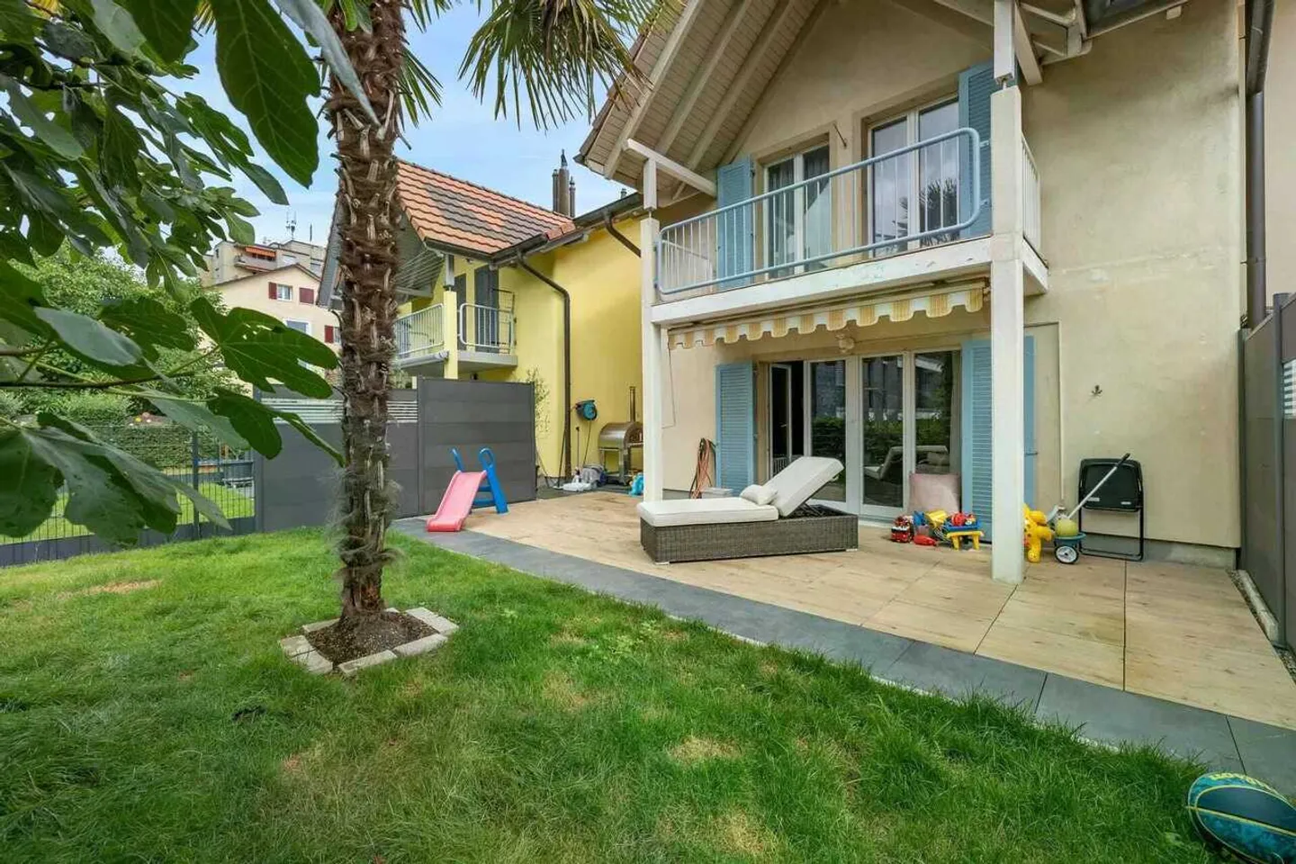 4.5-room corner townhouse with garden - Stein AG, bright and quiet - Photo 1 of 10