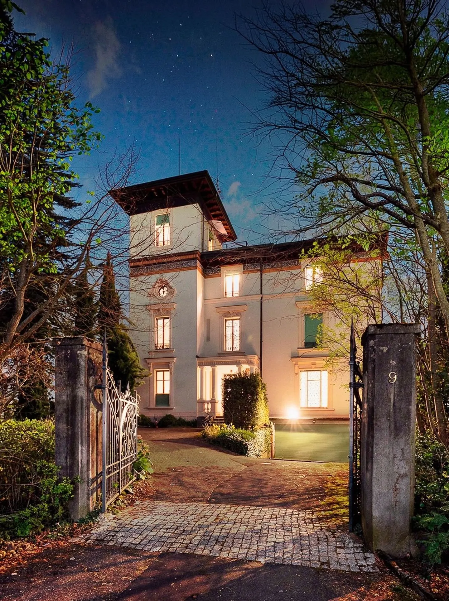 Majestätische historische Meistervilla in Plan-les-Ouates - Foto 2 von 13