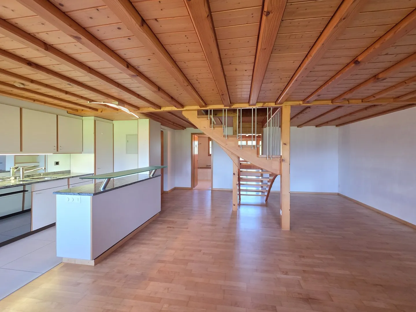 5.5 Room Maisonette Apartment on the 1st/2nd Floor - Photo 6 of 24