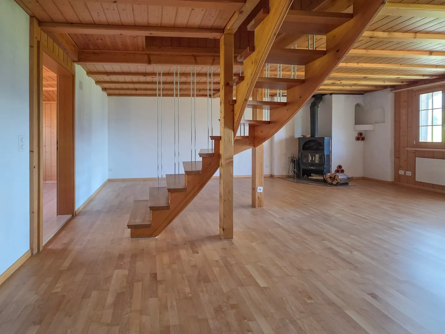 5.5 Room Maisonette Apartment on the 1st/2nd Floor - Photo 8 of 24