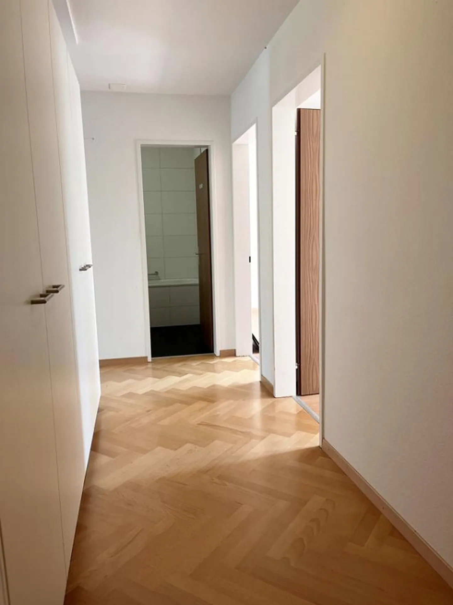 Appartement 3,5 pièces bien entretenu dans un emplacement central - Photo 3 sur 13
