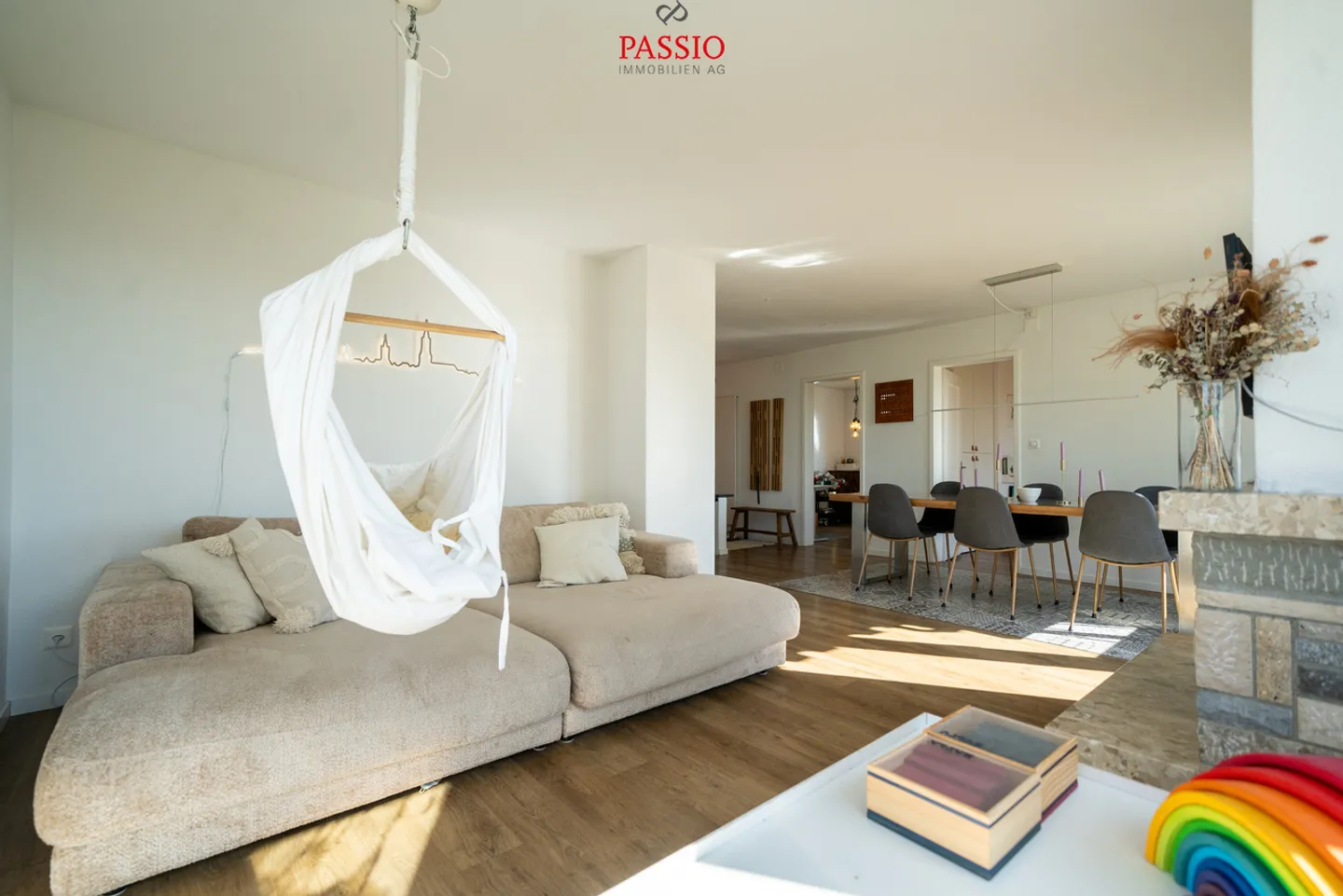 Well-maintained 5.5-room single-family house with unobstructed view of the Alps - Photo 8 of 27