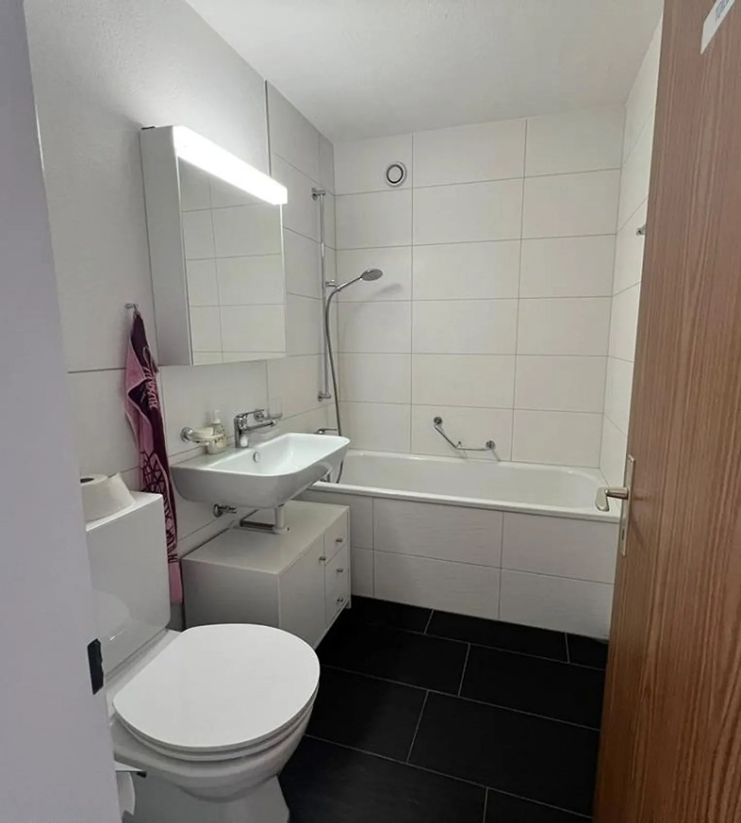 Appartement 3,5 pièces bien entretenu dans un emplacement central - Photo 10 sur 13
