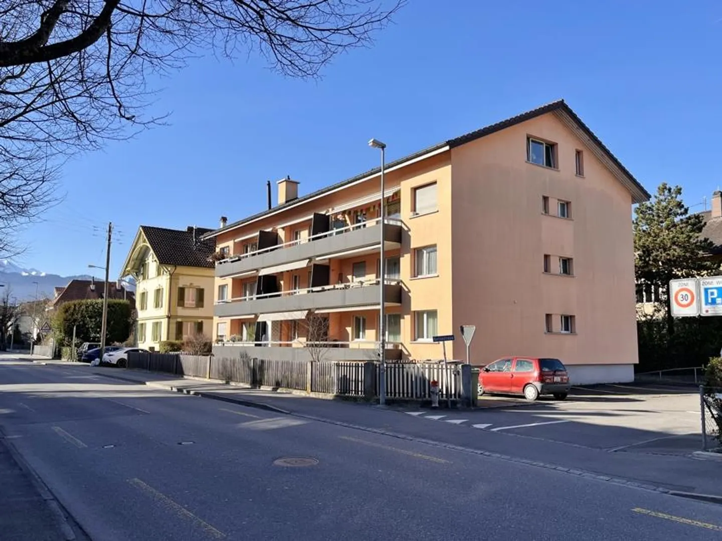 Appartement 3,5 pièces bien entretenu dans un emplacement central - Photo 12 sur 13