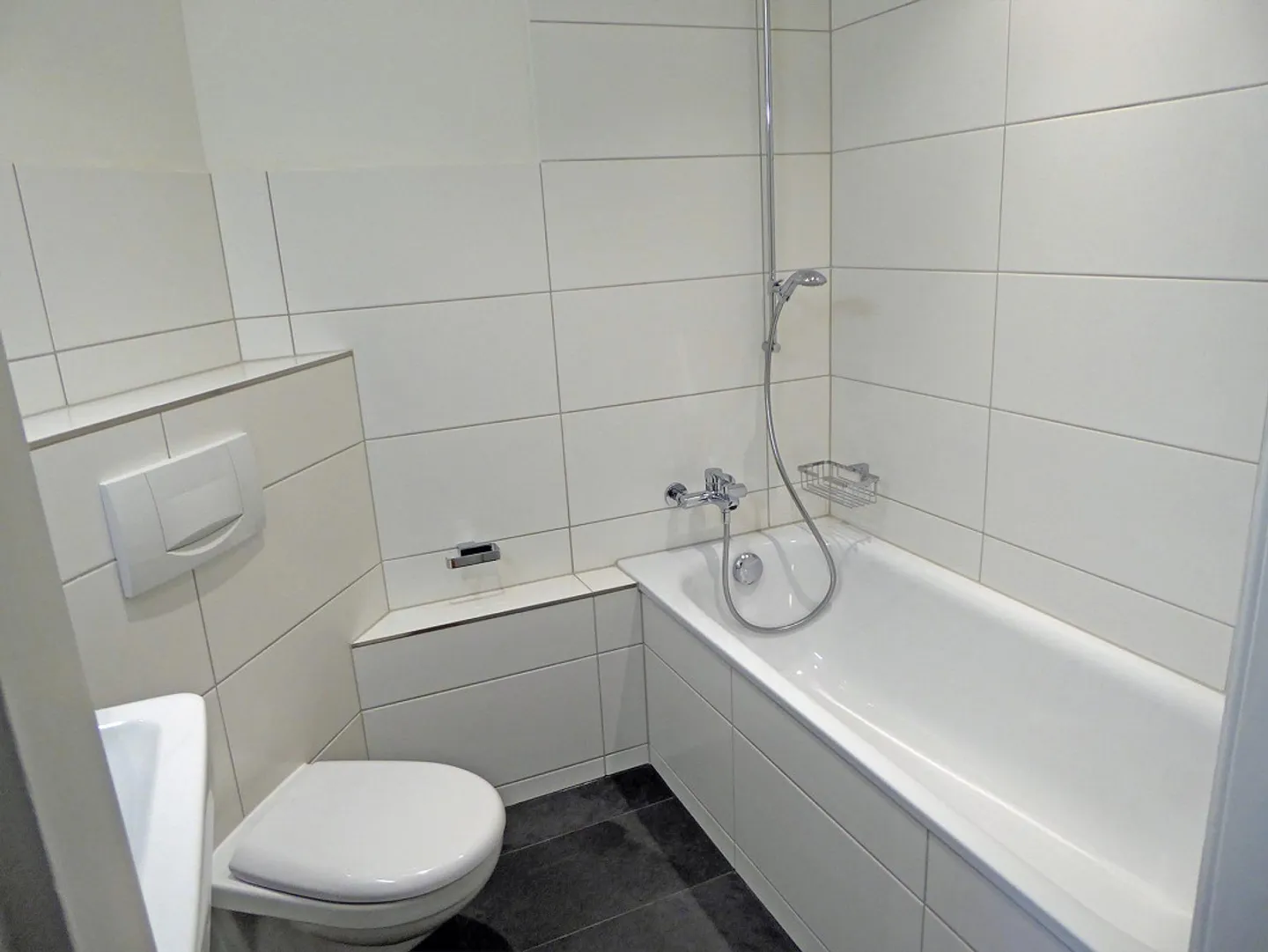 Appartement en duplex 5 1/2 pièces à Gundeli dans une maison Art Nouveau - Photo 9 sur 15