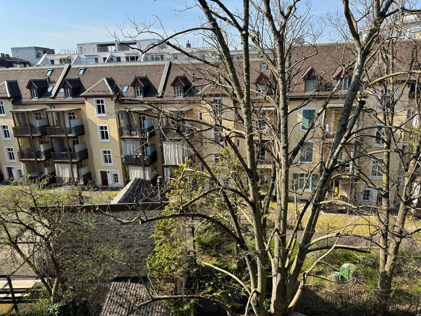 Appartement en duplex 5 1/2 pièces à Gundeli dans une maison Art Nouveau - Photo 13 sur 15