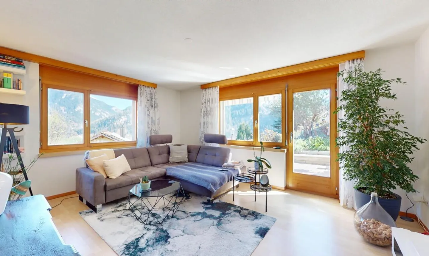 Investing with a View: MFH for Sale in Prime Location of Thusis - Photo 9 of 13