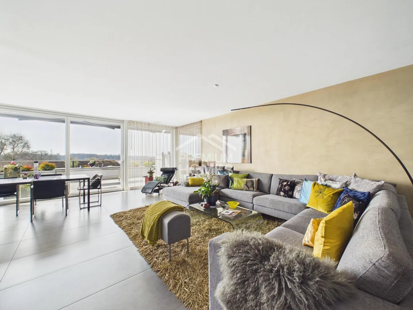 Exklusive Terrassenwohnung mit beeindruckender Weitsicht - Foto 2 von 10