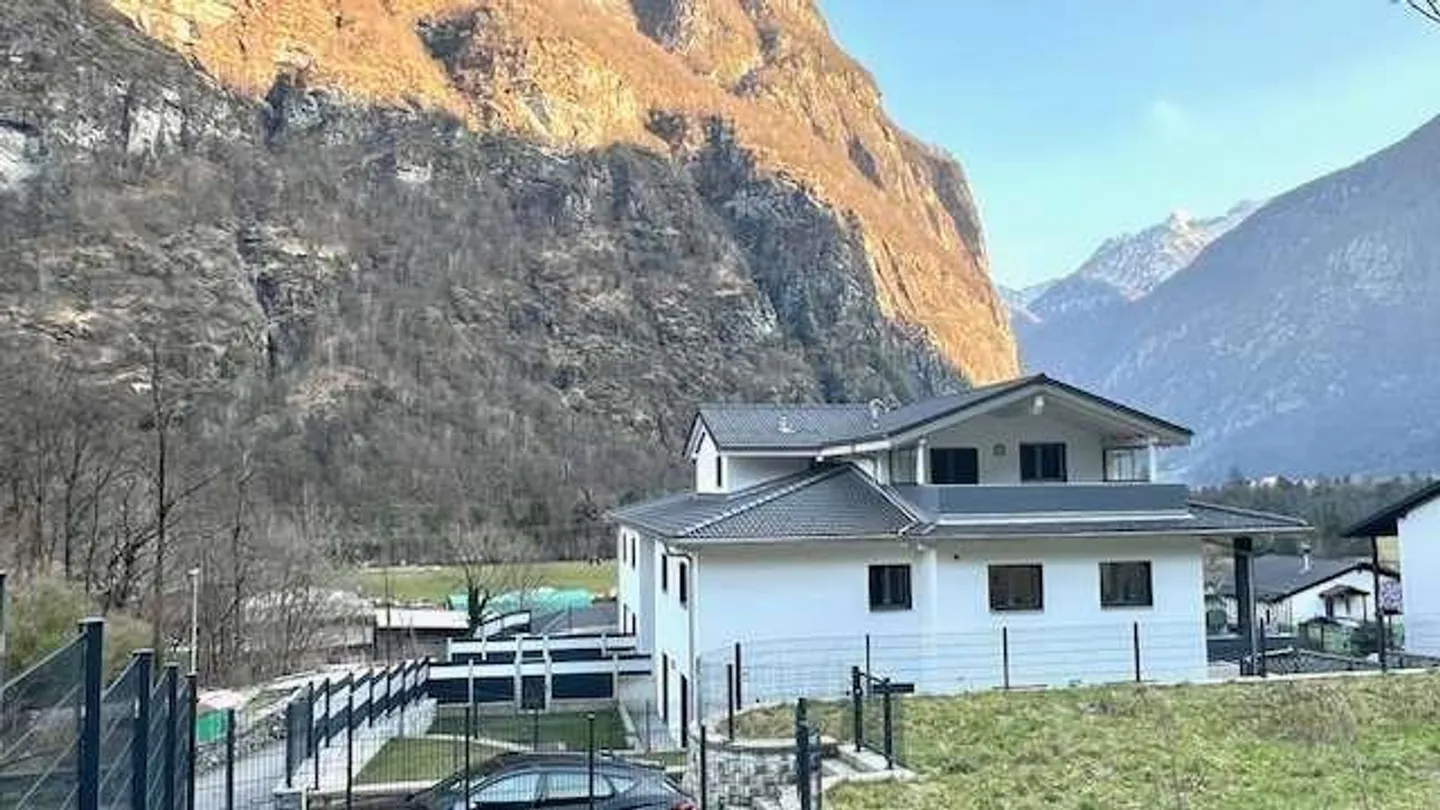 Appartamento 3,5 locali con giardino - Foto 3 di 13