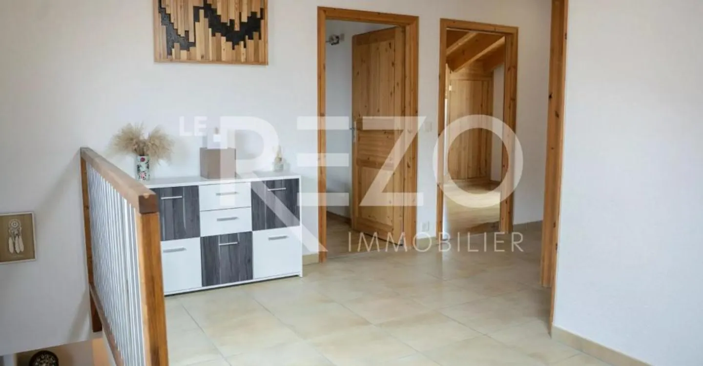 Casa di villaggio ristrutturata nel cuore di Chalais, VS - Foto 4 di 11