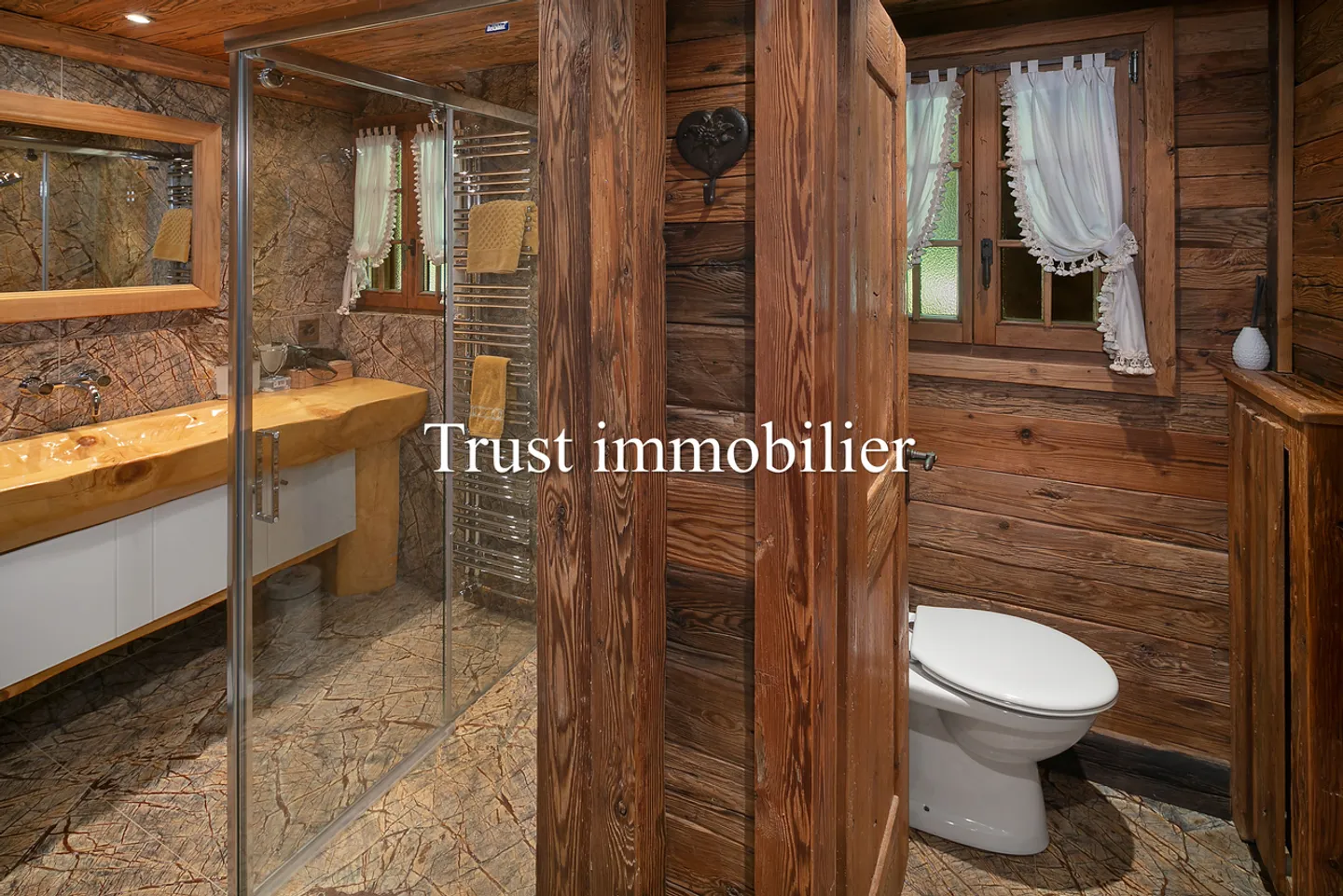 Magnificent luxury chalet for sale in Crans-Montana - Photo 11 of 22