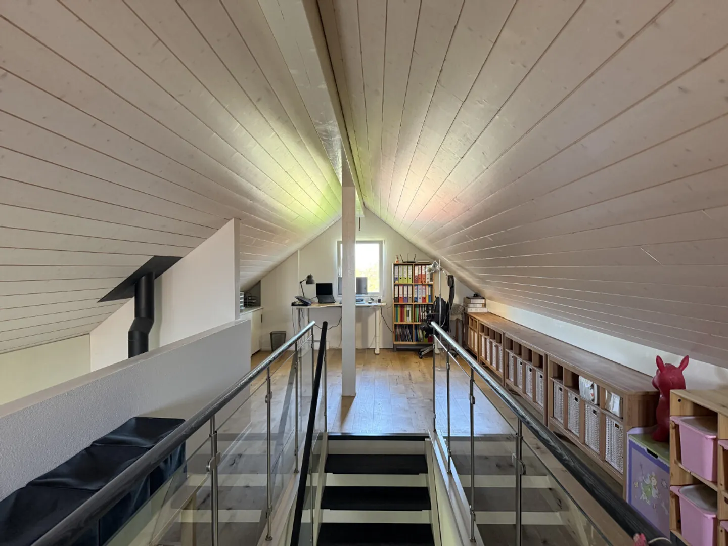 Cuarnens – Attic 5.5 rooms with mezzanine, approx. 200 m² usable, an ideal setting for your family - Photo 6 of 13
