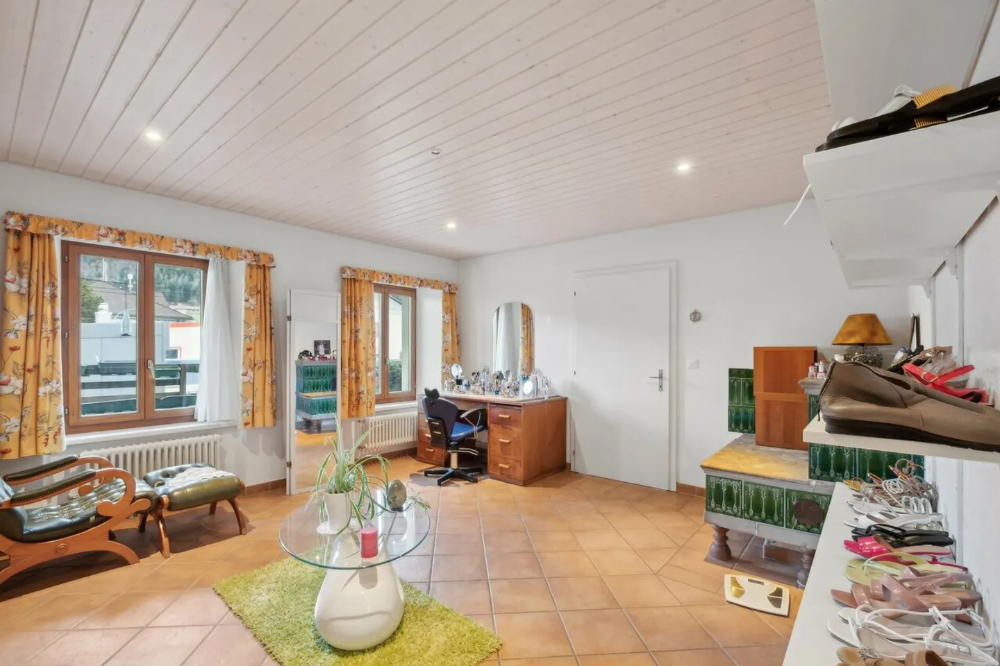 Magnifica casa su tre livelli nel cuore di Tavannes - Foto 6 di 13