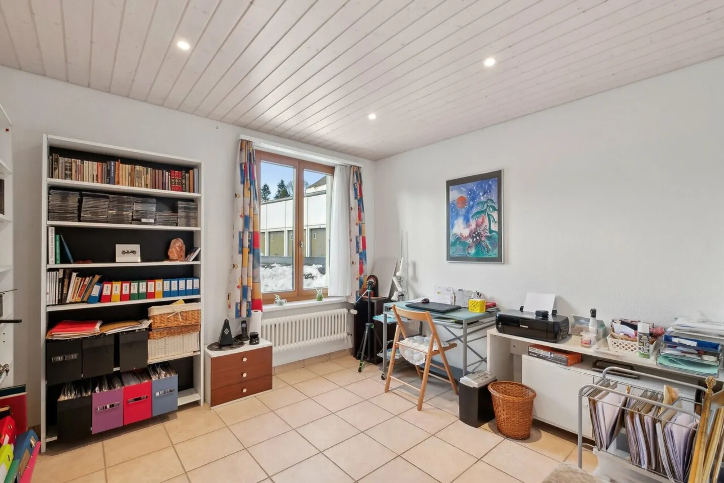 Magnifica casa su tre livelli nel cuore di Tavannes - Foto 8 di 13