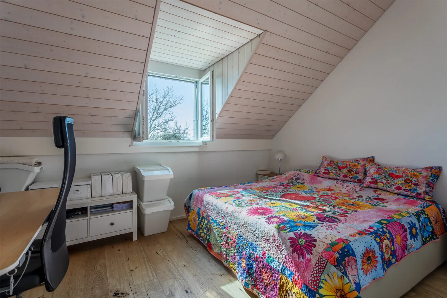 Cuarnens – Attic 5.5 rooms with mezzanine, approx. 200 m² usable, an ideal setting for your family - Photo 12 of 13