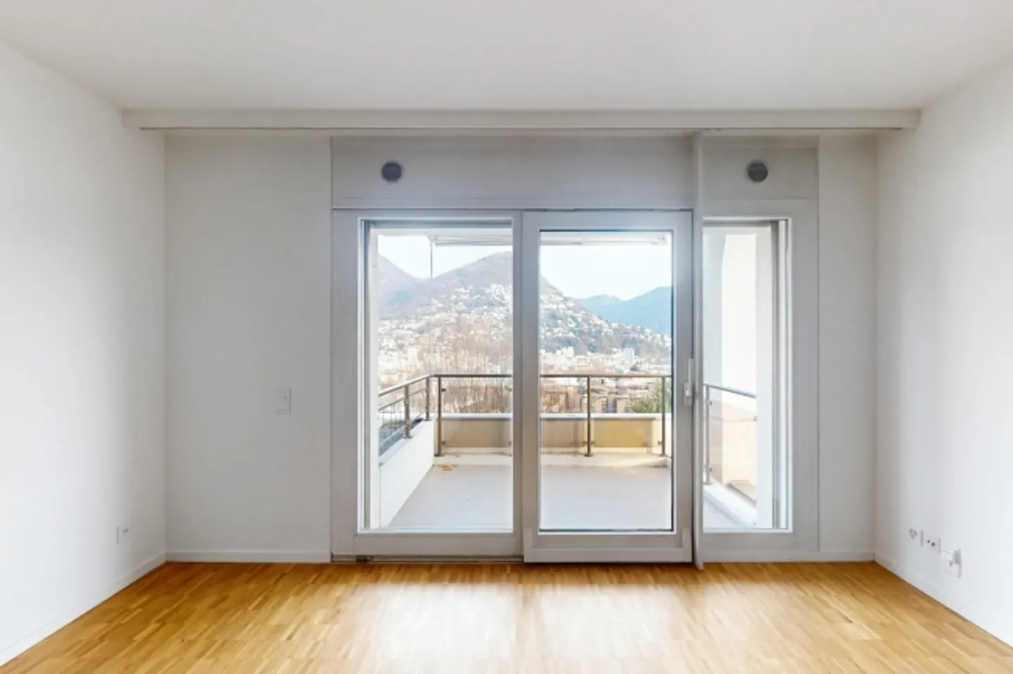 Elegant Apartment in Lugano - Photo 4 of 9