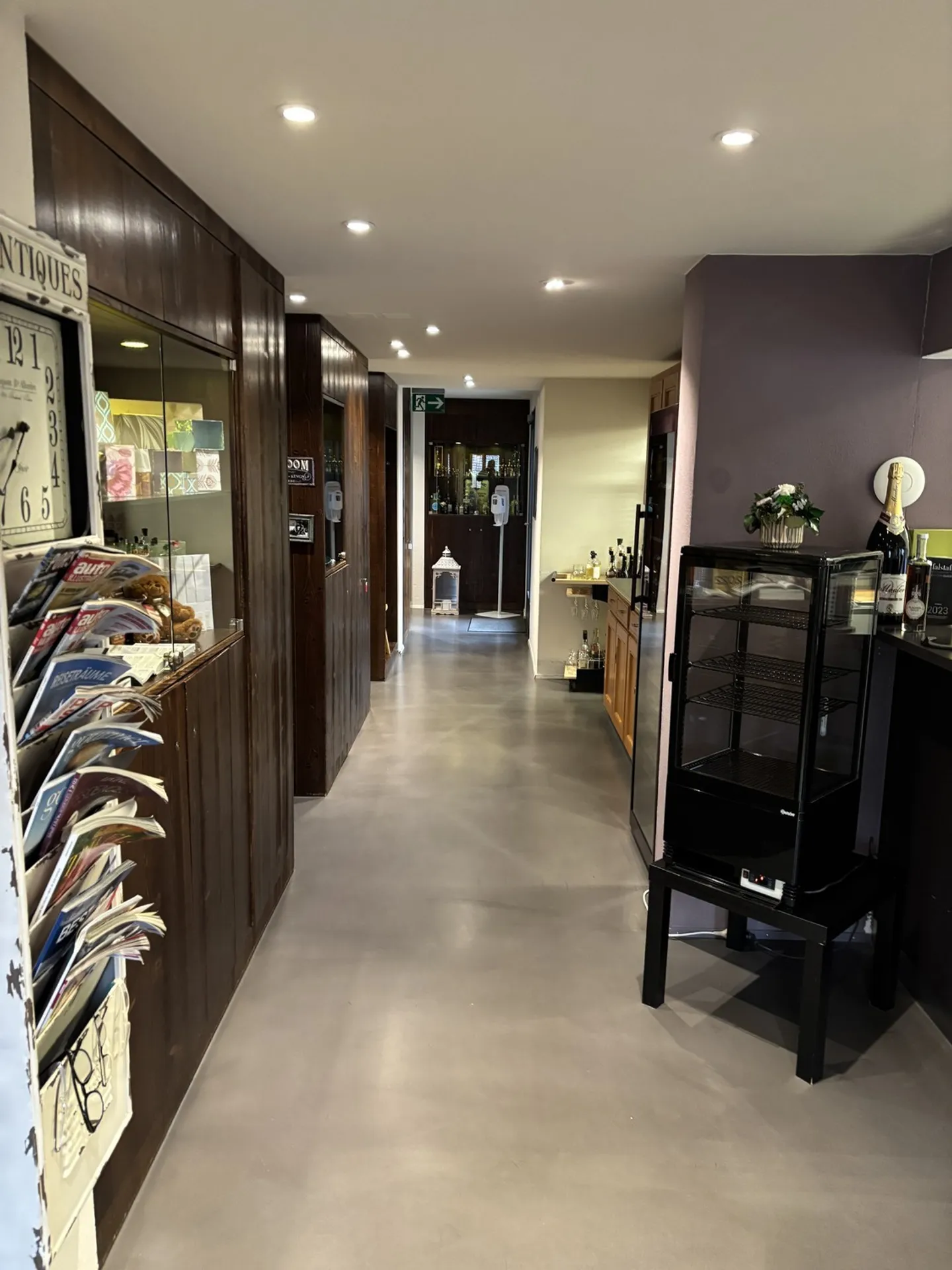 315 m2 Restaurant in Treiten for Lease or Rent - Photo 3 of 15