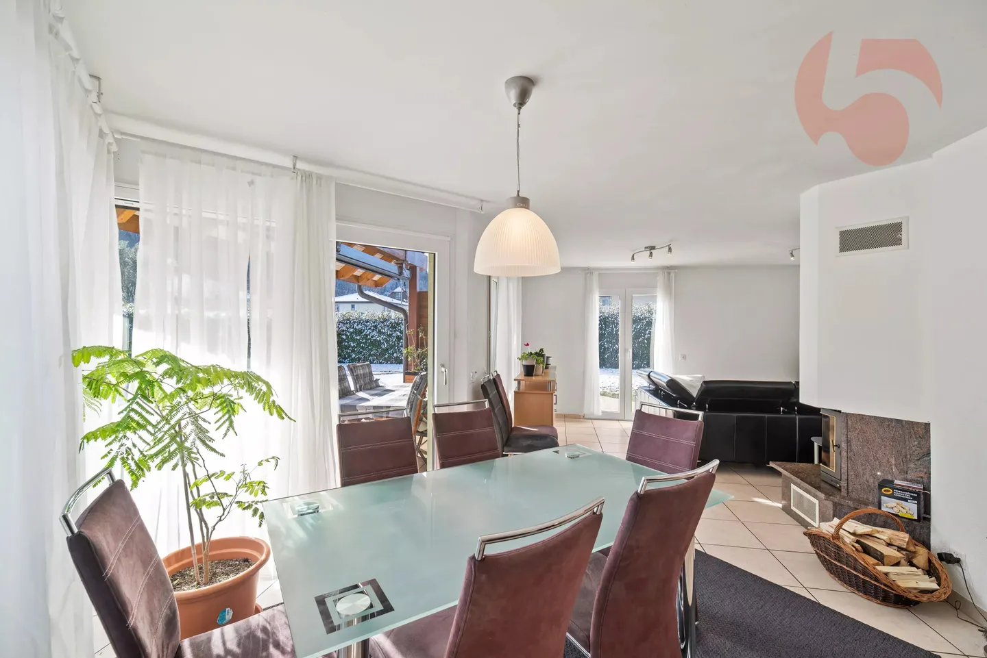 Incantevole villa indipendente con piscina a Font - Foto 2 di 15