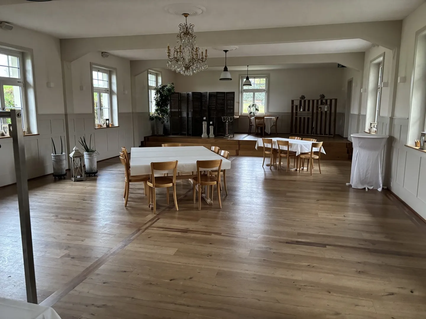 315 m2 Restaurant in Treiten for Lease or Rent - Photo 5 of 15