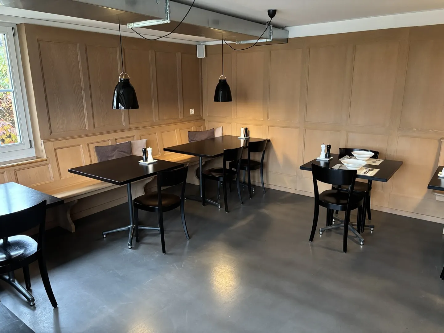 315 m2 Restaurant in Treiten for Lease or Rent - Photo 9 of 15