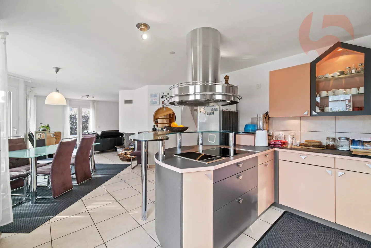 Incantevole villa indipendente con piscina a Font - Foto 3 di 15