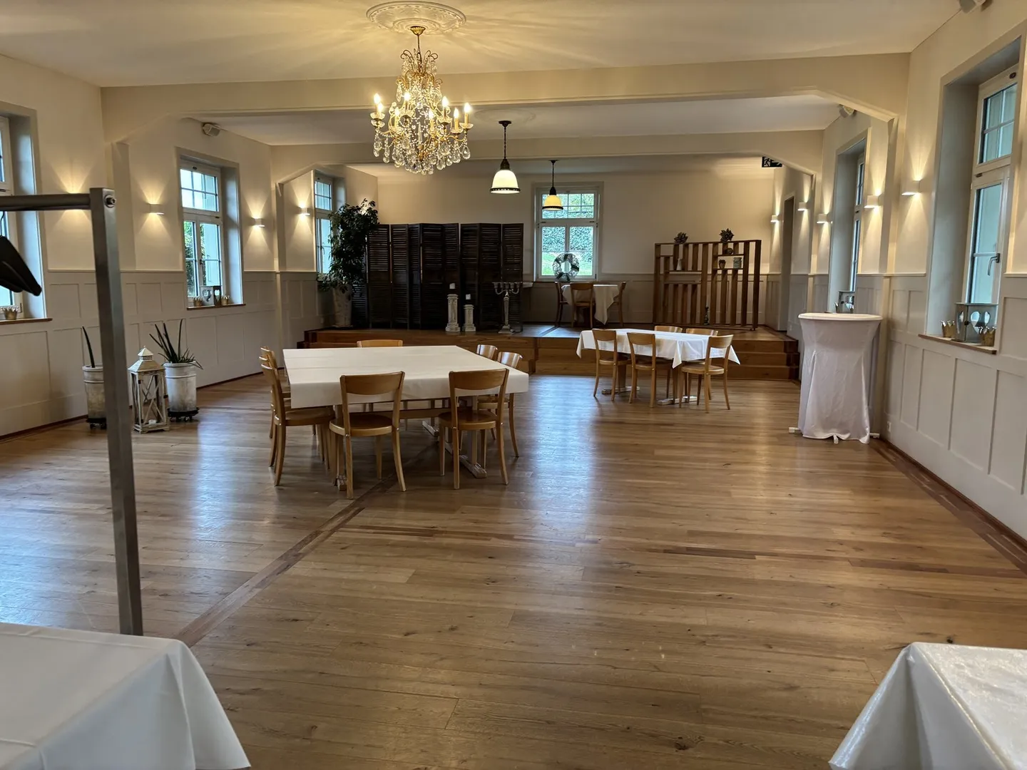 315 m2 Restaurant in Treiten for Lease or Rent - Photo 10 of 15